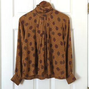 Anne Klein 80's Vintage Silky Paisley Printed Pleated Turtleneck Blouse Brown SP
